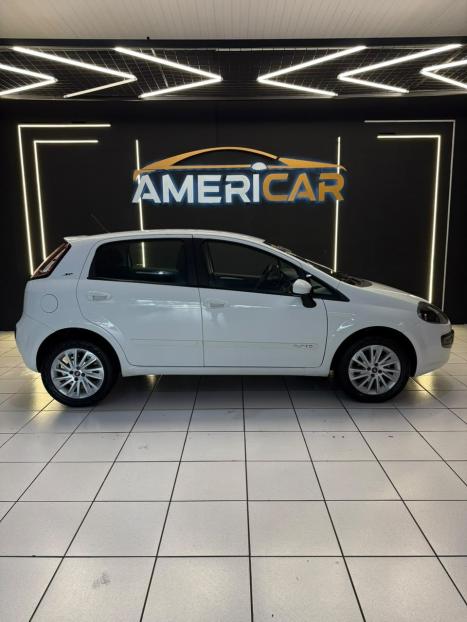 FIAT Punto 1.6 16V 4P ESSENCE FLEX, Foto 2