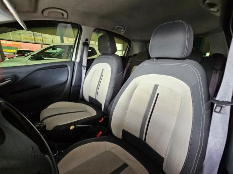 FIAT Punto 1.6 16V 4P ESSENCE FLEX, Foto 5