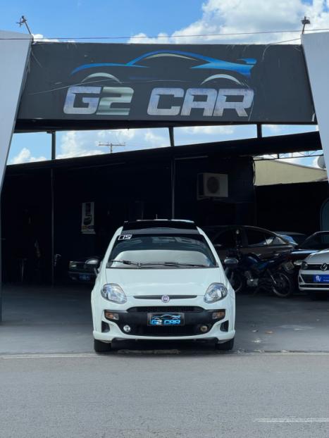 FIAT Punto 1.8 16V 4P BLACKMOTION FLEX, Foto 2