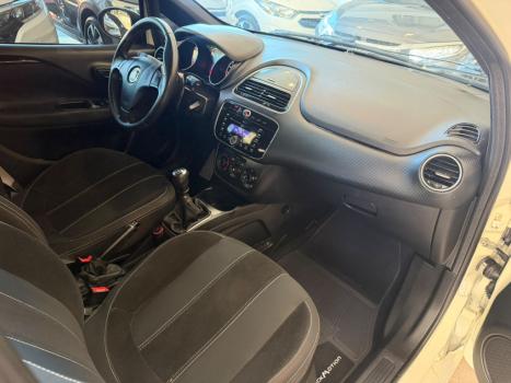 FIAT Punto 1.8 16V 4P BLACKMOTION FLEX, Foto 8