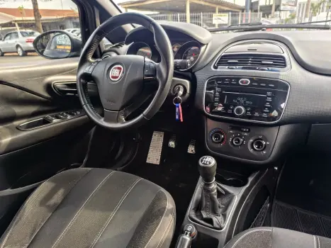 FIAT Punto 1.8 16V 4P BLACKMOTION FLEX, Foto 16