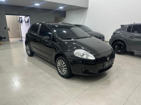 FIAT Punto 1.8 4P HLX FLEX, Foto 1