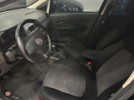 FIAT Punto 1.8 4P HLX FLEX, Foto 7