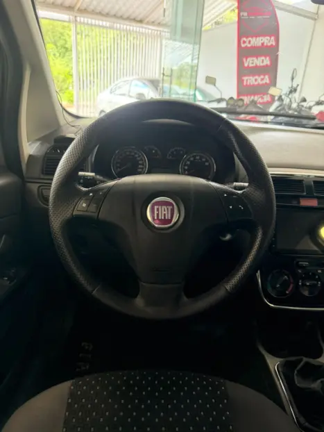 FIAT Punto 1.8 4P HLX FLEX, Foto 8