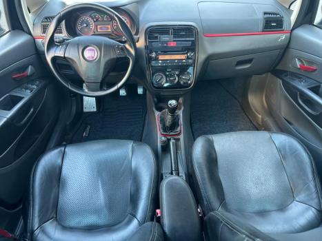 FIAT Punto 1.8 4P SPORTING FLEX, Foto 3 FIAT Punto 1.8 4P SPORTING FLEX, Foto 3