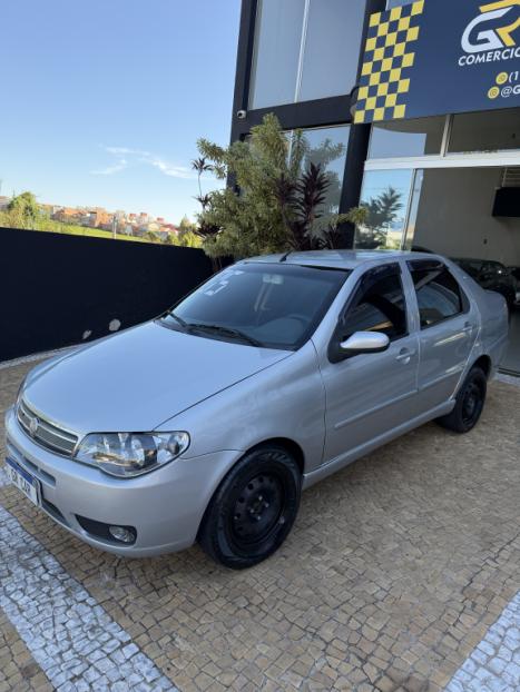 FIAT Siena 1.8 4P HLX FLEX, Foto 2