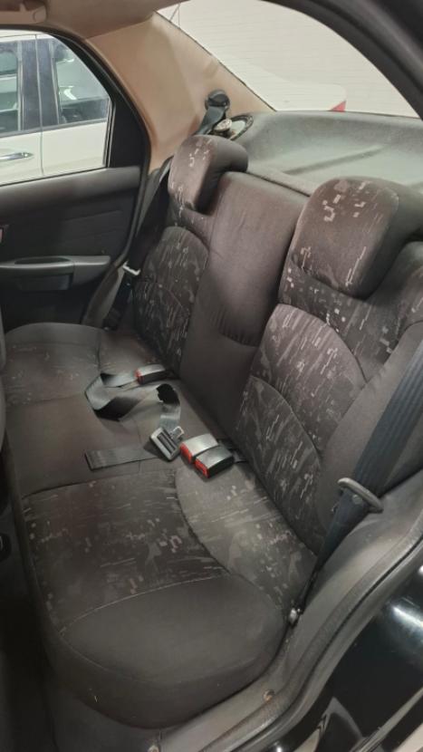 FIAT Siena 1.8 4P HLX FLEX, Foto 10 FIAT Siena 1.8 4P HLX FLEX, Foto 10