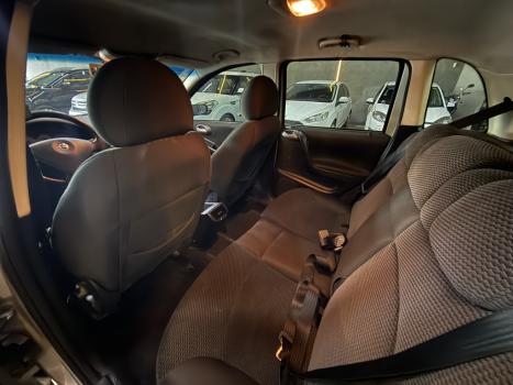 FIAT Stilo 1.8 4P FLEX, Foto 6