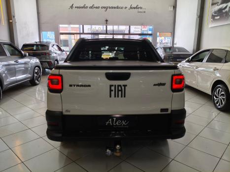 FIAT Strada 1.0 12V TURBO 200 FLEX ULTRA CABINE DUPLA AUTOM�TICO CVT, Foto 4