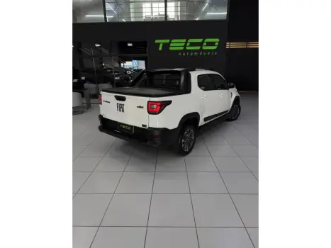 FIAT Strada 1.0 12V TURBO 200 FLEX ULTRA CABINE DUPLA AUTOM�TICO CVT, Foto 4