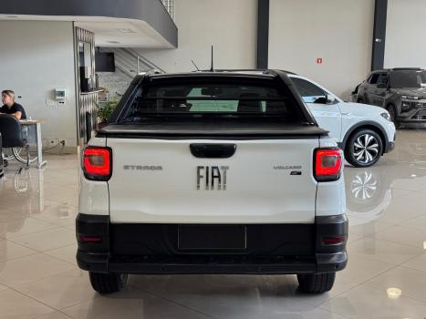 FIAT Strada 1.3 4P FIREFLY FLEX VOLCANO CABINE DUPLA AUTOM�TICO, Foto 4