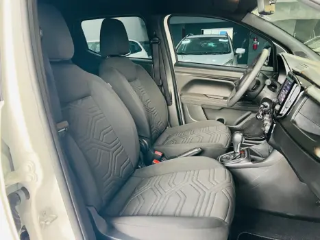 FIAT Strada 1.3 4P FIREFLY FLEX VOLCANO CABINE DUPLA AUTOM�TICO, Foto 17