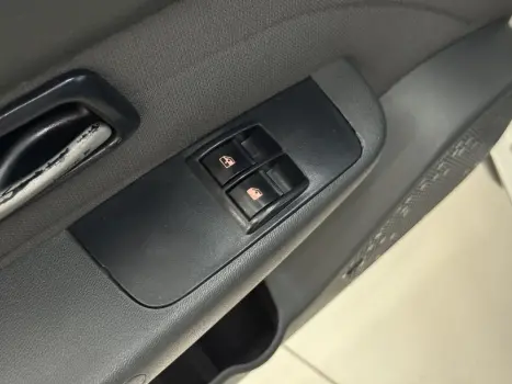 FIAT Strada 1.6 16V TREKKING CABINE DUPLA, Foto 9