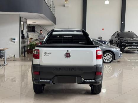 FIAT Strada 1.8 16V FLEX ADVENTURE LOCKER CABINE ESTENDIDA, Foto 4