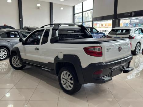 FIAT Strada 1.8 16V FLEX ADVENTURE LOCKER CABINE ESTENDIDA, Foto 5