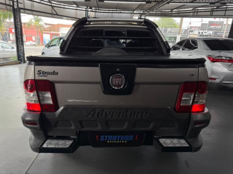 FIAT Strada 1.8 16V FLEX ADVENTURE CABINE DUPLA, Foto 4