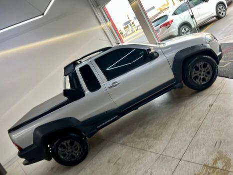 FIAT Strada 1.8 16V FLEX ADVENTURE LOCKER CABINE ESTENDIDA, Foto 9