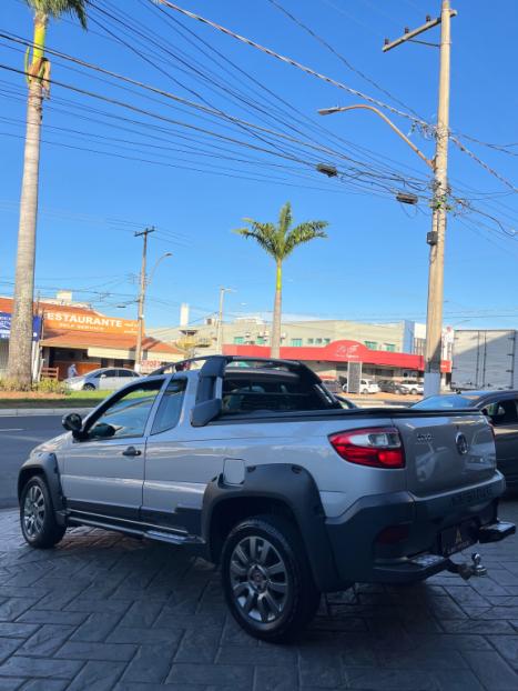 FIAT Strada 1.8 16V FLEX ADVENTURE CABINE ESTENDIDA, Foto 3