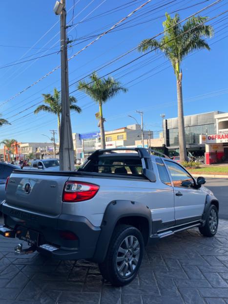FIAT Strada 1.8 16V FLEX ADVENTURE CABINE ESTENDIDA, Foto 4