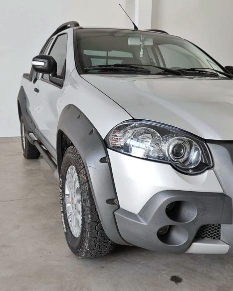 FIAT Strada 1.8 16V FLEX ADVENTURE LOCKER CABINE ESTENDIDA, Foto 3