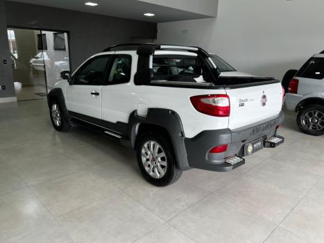 FIAT Strada 1.8 3P FLEX ADVENTURE CABINE DUPLA, Foto 2