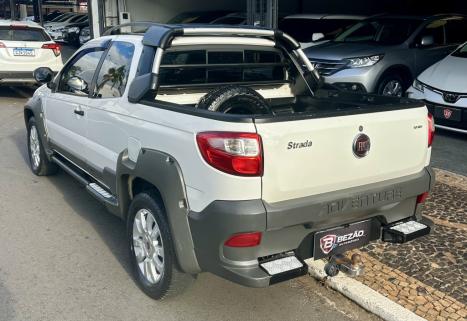 FIAT Strada 1.8 3P FLEX ADVENTURE CABINE DUPLA, Foto 2