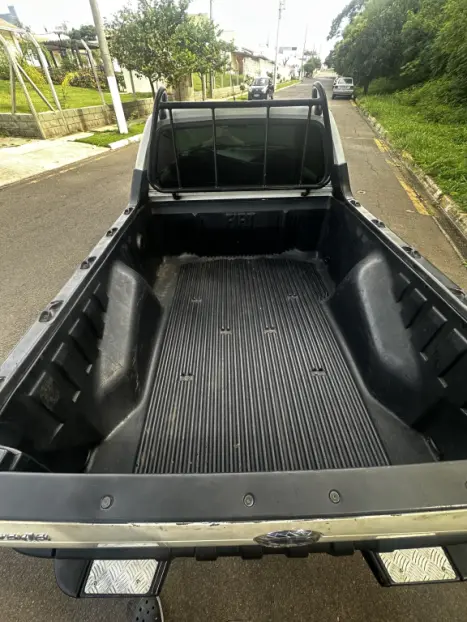 FIAT Strada 1.8 ADVENTURE CABINE ESTENDIDA, Foto 9