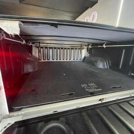 FIAT Titano 2.2 16V 4P RANCH 4X4 TURBO DIESEL AUTOM�TICO, Foto 2