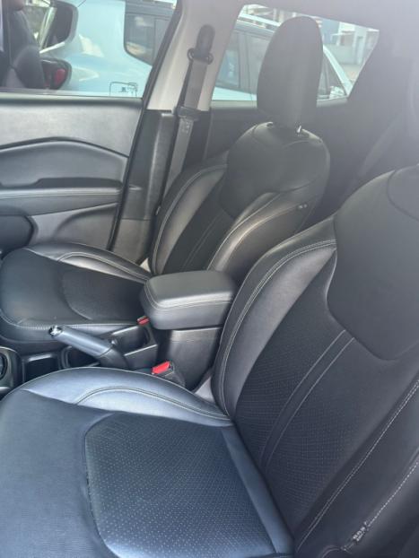 FIAT Toro 1.3 16V 4P FLEX 270 TURBO VOLCANO AUTOM�TICO, Foto 9