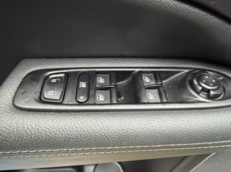 FIAT Toro 1.3 16V 4P FLEX 270 TURBO VOLCANO AUTOM�TICO, Foto 12