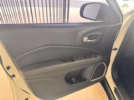 FIAT Toro 1.3 16V 4P FLEX 270 TURBO VOLCANO AUTOMÁTICO, Foto 9
