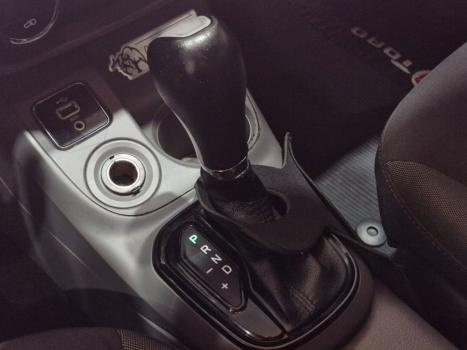 FIAT Toro 1.8 16V 4P FLEX OPENING EDITION AUTOMÁTICO, Foto 10 FIAT Toro 1.8 16V 4P FLEX OPENING EDITION AUTOMÁTICO, Foto 10