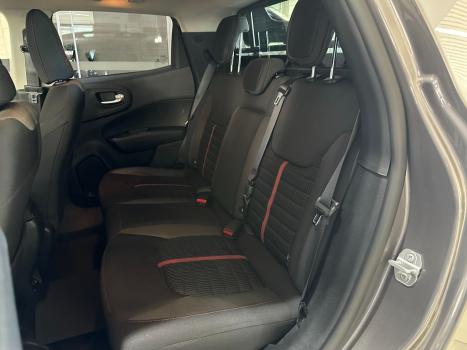 FIAT Toro 1.8 16V 4P FLEX FREEDOM AUTOMTICO, Foto 18