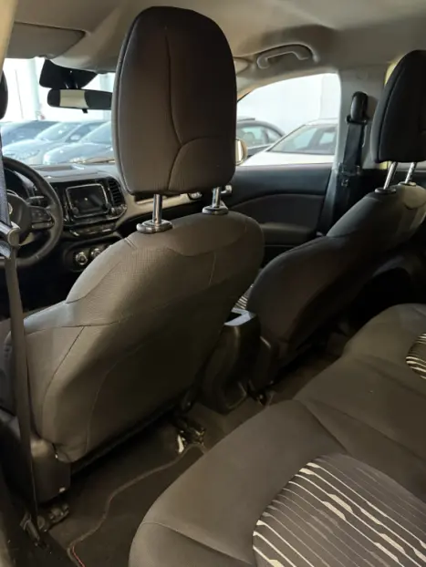 FIAT Toro 1.8 16V 4P FLEX FREEDOM AUTOM�TICO, Foto 6