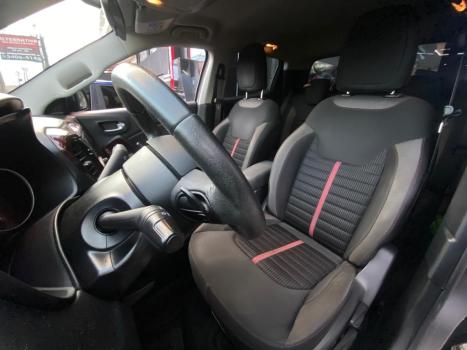 FIAT Toro 1.8 16V 4P FLEX FREEDOM AUTOM�TICO, Foto 15