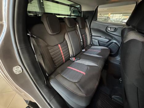 FIAT Toro 1.8 16V 4P FLEX FREEDOM AUTOM�TICO, Foto 14