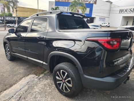 FIAT Toro 1.8 16V 4P FLEX FREEDOM ROAD AUTOM�TICO, Foto 2