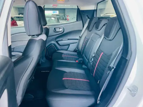 FIAT Toro 1.8 16V 4P FLEX FREEDOM AUTOM�TICO, Foto 15