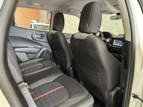 FIAT Toro 1.8 16V 4P FLEX FREEDOM AUTOM�TICO, Foto 9