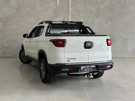 FIAT Toro 1.8 16V 4P FLEX FREEDOM AUTOM�TICO, Foto 17
