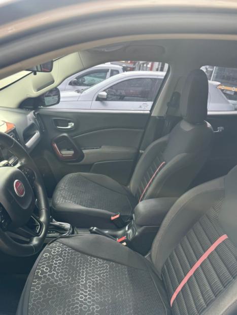 FIAT Toro 1.8 16V 4P FLEX FREEDOM AUTOM�TICO, Foto 8