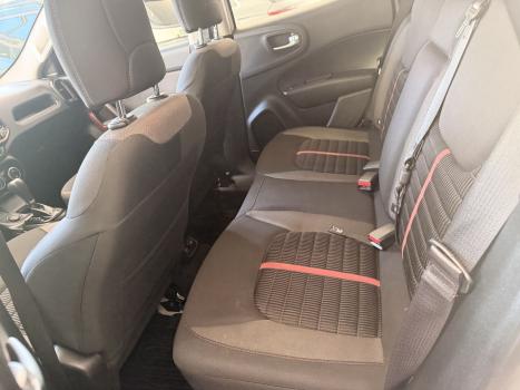 FIAT Toro 1.8 16V 4P FLEX FREEDOM AUTOM�TICO, Foto 8