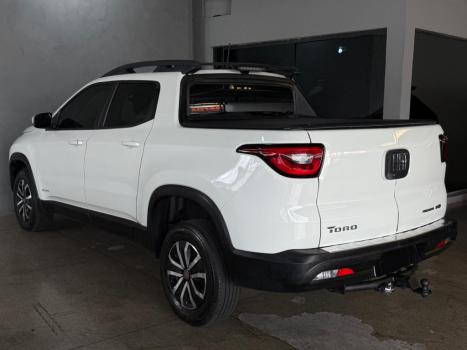 FIAT Toro 1.8 16V 4P FLEX FREEDOM OPEN EDITION PLUS AUTOM�TICO, Foto 2