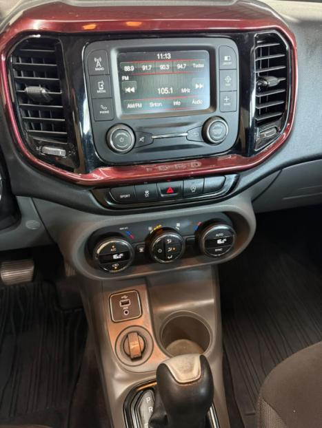 FIAT Toro 1.8 16V 4P FLEX FREEDOM ROAD AUTOMÁTICO, Foto 13