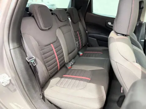 FIAT Toro 1.8 16V 4P FLEX FREEDOM AUTOMÁTICO, Foto 5