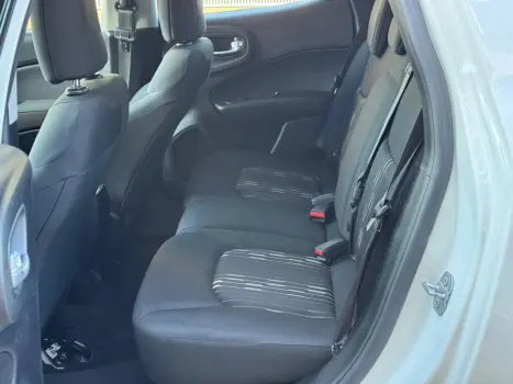 FIAT Toro 1.8 16V FLEX EVO ENDURANCE, Foto 9