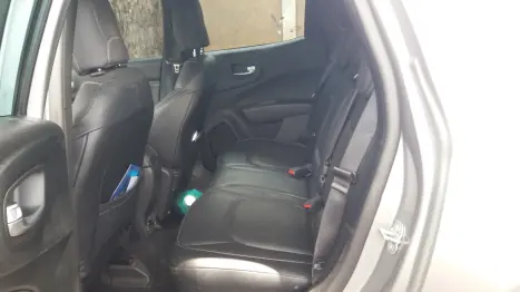 FIAT Toro 2.0 16V 4P 4WD ULTRA TURBO DIESEL AUTOMÁTICO, Foto 6 FIAT Toro 2.0 16V 4P 4WD ULTRA TURBO DIESEL AUTOMÁTICO, Foto 6