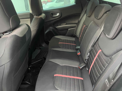 FIAT Toro 2.0 16V 4P 4WD FREEDOM TURBO DIESEL  AUTOMÁTICO, Foto 9 FIAT Toro 2.0 16V 4P 4WD FREEDOM TURBO DIESEL  AUTOMÁTICO, Foto 9