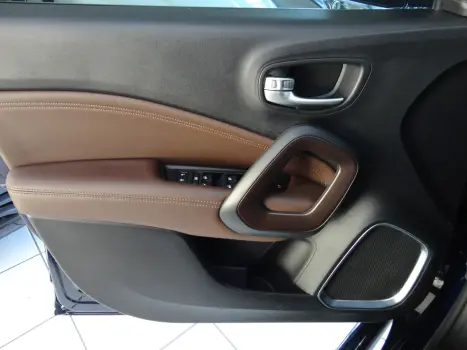 FIAT Toro 2.0 16V 4P 4WD RANCH TURBO DIESEL AUTOMTICO, Foto 12