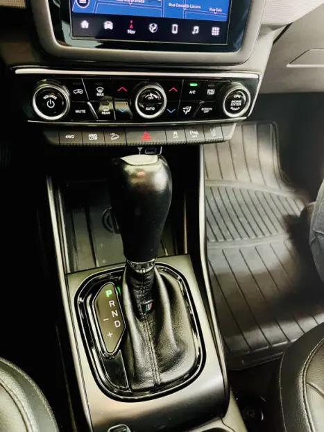 FIAT Toro 2.0 16V 4P VOLCANO 4WD TURBO DIESEL AUTOM�TICO, Foto 14